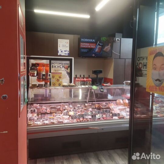 Торговый комплекс, магазин пива и магазин ремит