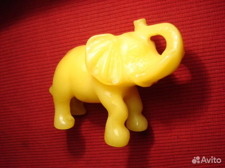 Слоник Слон Молочно-сливочный цвет Янтарь Янтарный