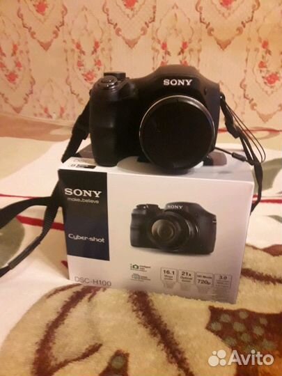 Фотоаппарат Sony DSC-H100