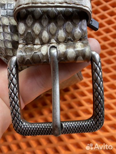 Ремень из натуральной кожи питона