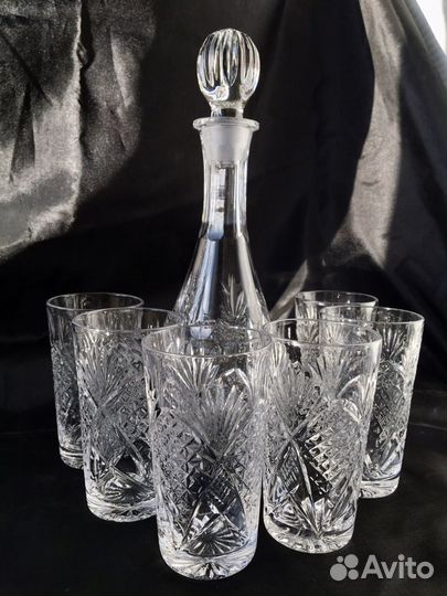 Хрустальный графин и кувшин со стаканами СССР