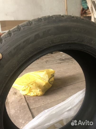 Bridgestone Blizzak DM-V2 235/55 R18