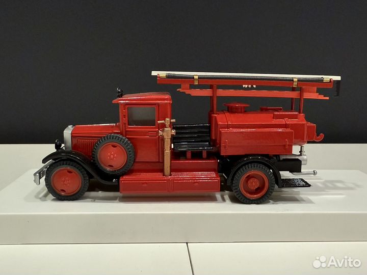 1:43 модель ломо авм зис пожарная цистерна