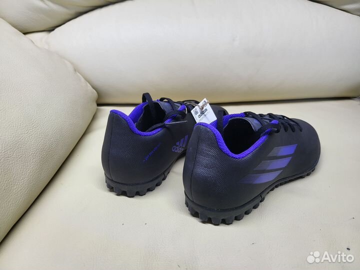 Детские новые сороконожки Adidas 36 2/3 и 38 2/3 р