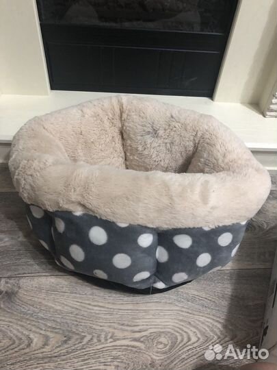 Лежанка для маленьких собак