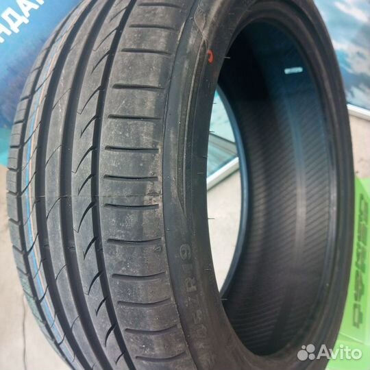 Tracmax X-Privilo TX3 245/45 R19 102Y