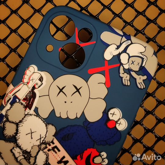 Чехлы на iPhone 13 (Магазин)