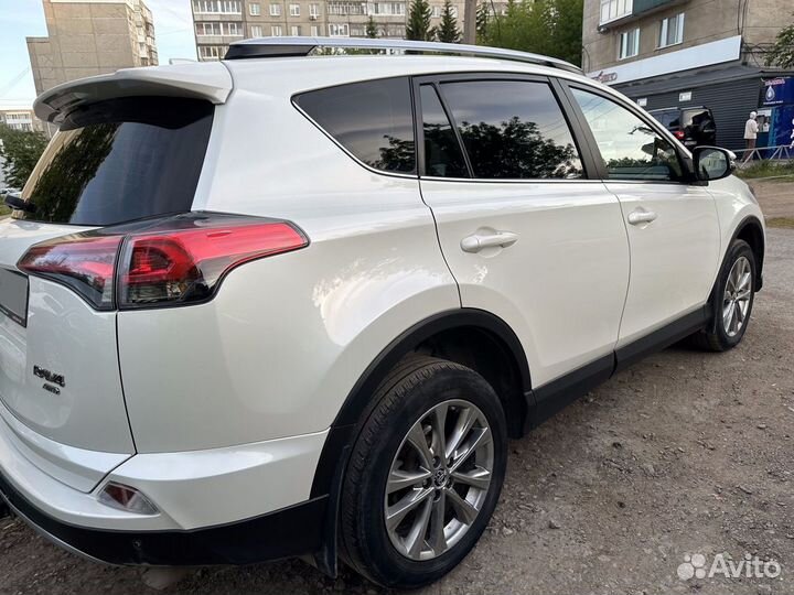 Toyota RAV4 2.2 AT, 2018, 116 500 км