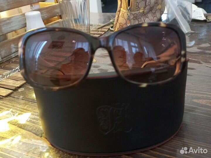 Солнцезащитные очки женские