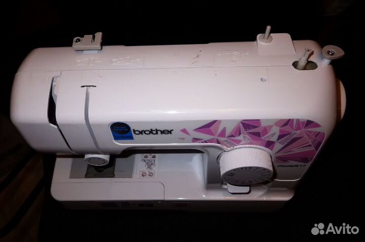 Швейная машинка brother