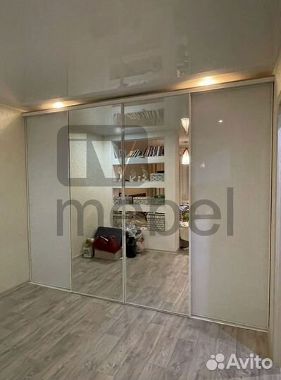 Шкаф в прихожую