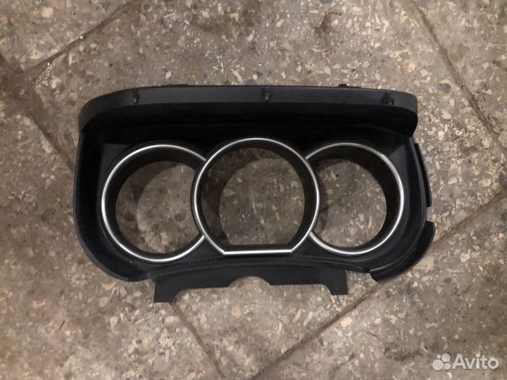 Панель приборов Nissan Tiida 2004-2012г