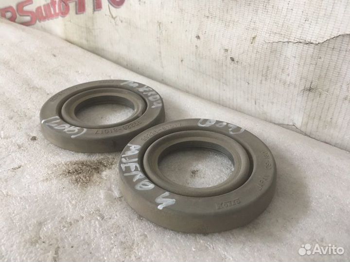 Крышка фары Mitsubishi Pajero 4