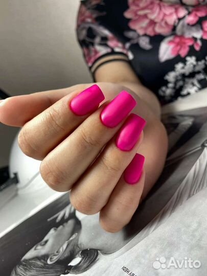 Аппаратный маникюр