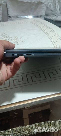 Ноутбук новый