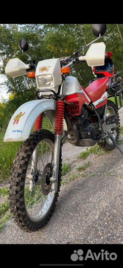Ямаха серов 225