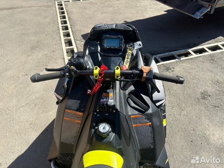 Продам снегоход Polaris 850 RMK Khaos