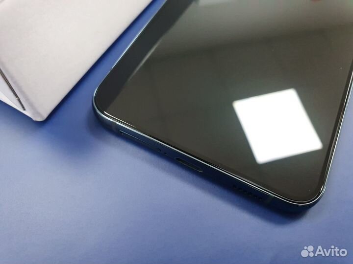 Смартфон Samsung Galaxy S22+. LDU