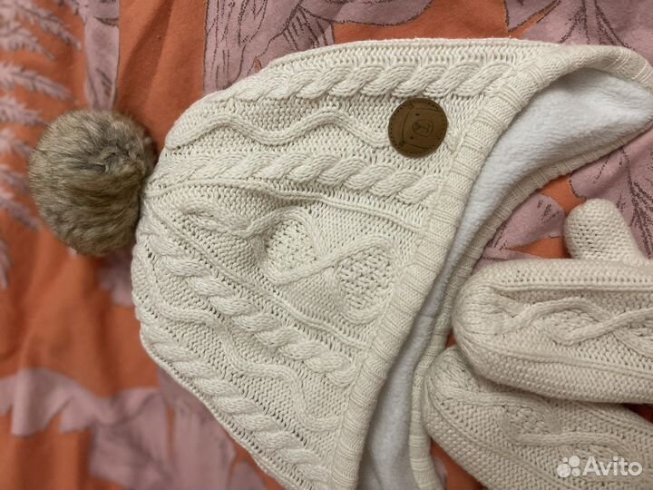 Комплект шапка и варежки hm