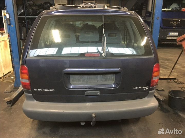 Разбор на запчасти Chrysler Voyager 1996-2000
