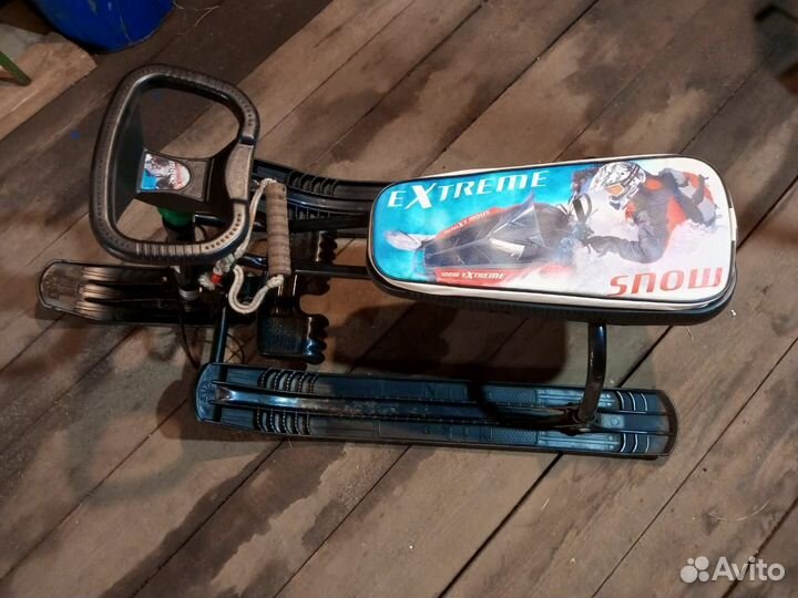 Детский снегокат бу