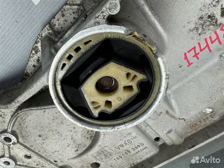 Подрамник передний Skoda Combi Scout