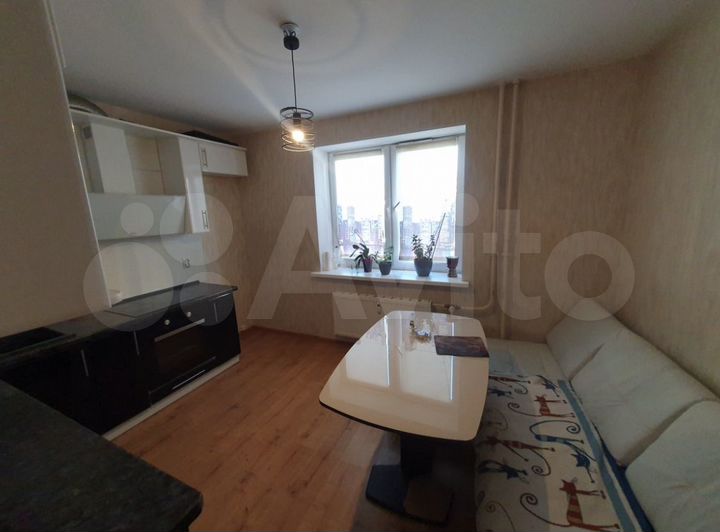 1-к. квартира, 37,3 м², 1/10 эт.