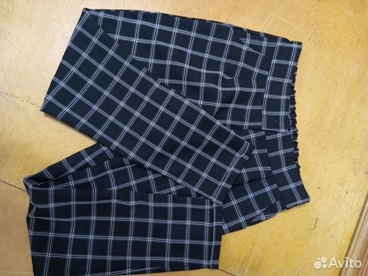 Костюм женский пиджак и брюки