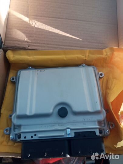 Блок управления двигателем