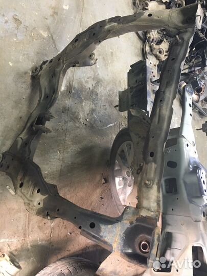 Балка подмоторная подрамник Mazda CX 7