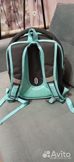 Школьный рюкзак