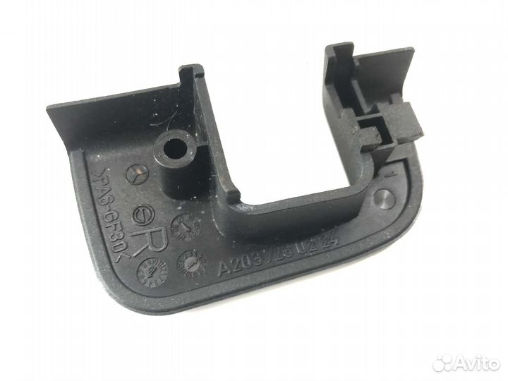 Накладка замка правая Mercedes C W203