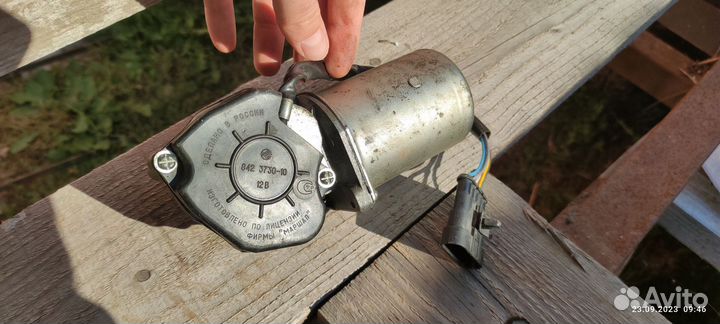 Моторедуктор стеклоочистителя гранта