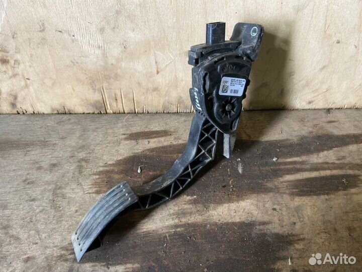 Педаль газа Ford Focus 3 2010-2019