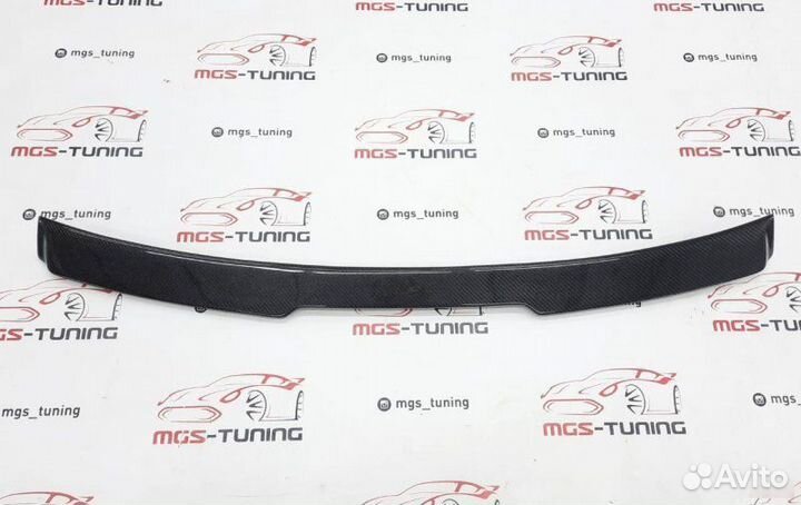 Спойлер на стекло BMW 5 Series G30 карбон V Style