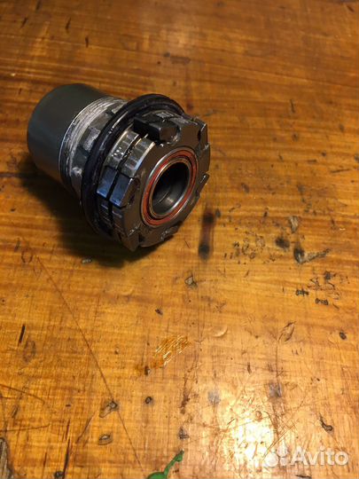 Втулки 142х12