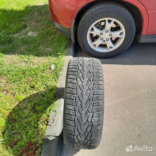 Nokian Tyres Hakkapeliitta 7 225/55 R17