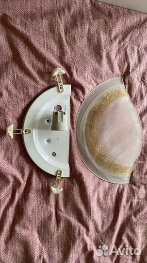 Настенный светильник (бра)