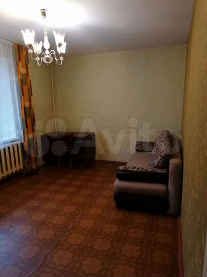 2-к. квартира, 52 м², 1/5 эт.