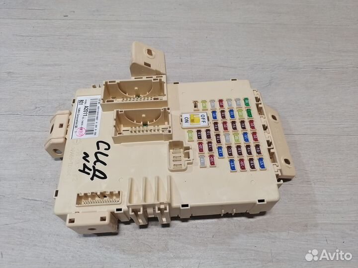 Блок предохранителей салона Kia Ceed 2 Киа Сид 2