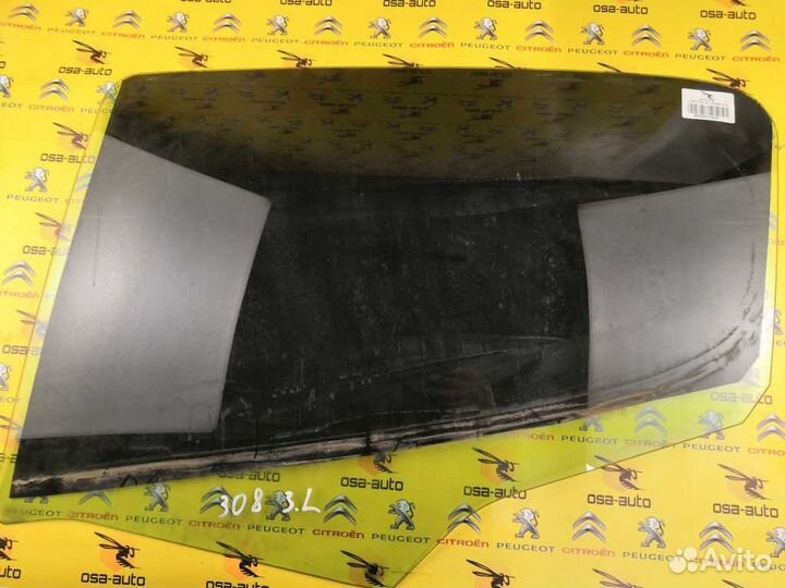 Стекло задней двери левой peugeot 308