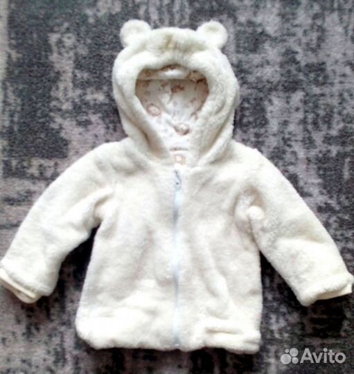 Продам теплую кофточку на девочку в