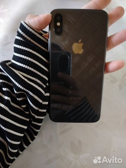 iPhone X, 64 ГБ