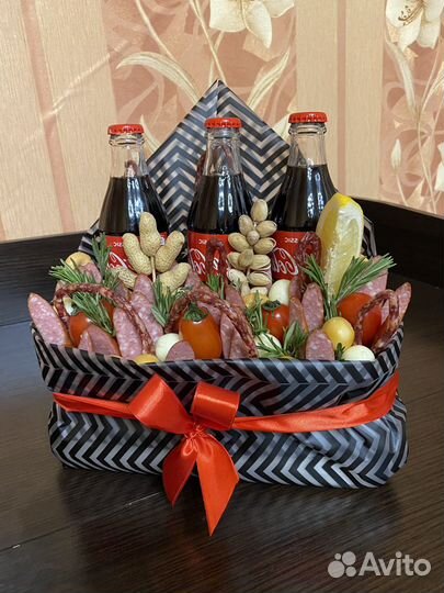 Съедобные букеты мужские женские детские