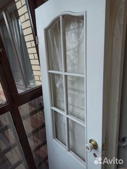 Дверь межкомнатная 700мм, с ручками, бу, мдф