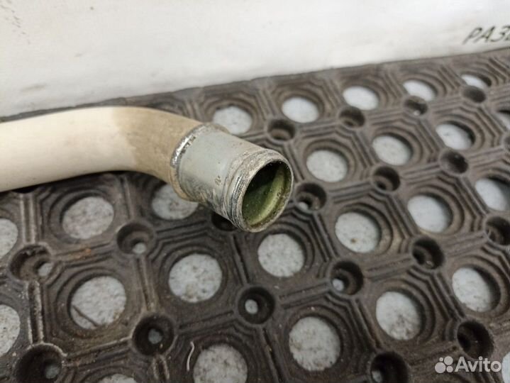 Трубка системы охлаждения Iveco Stralis