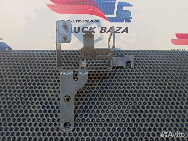 Кронштейн проводки Renault T, Volvo FH