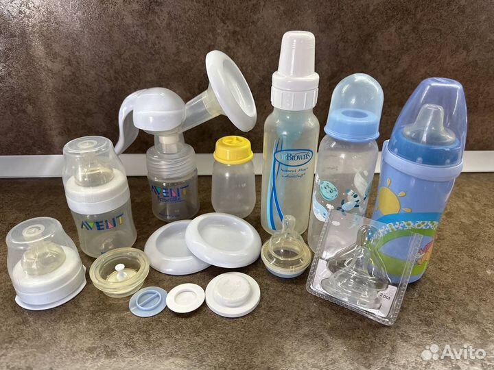 Молокоотсос avent ручной+зап.детали+бутылки