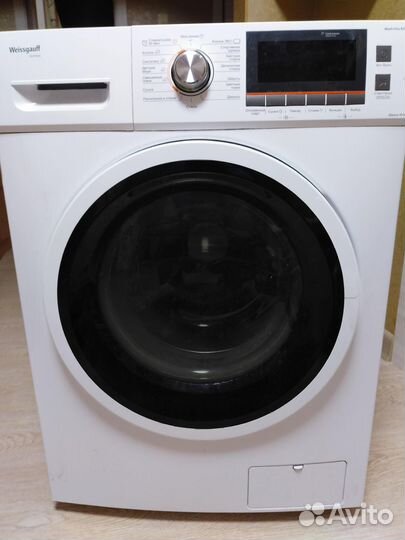 Стиральная машина с сушкой weissgauff