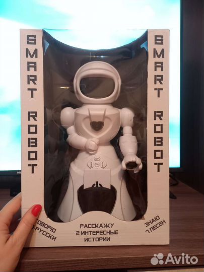 Игрушка робот